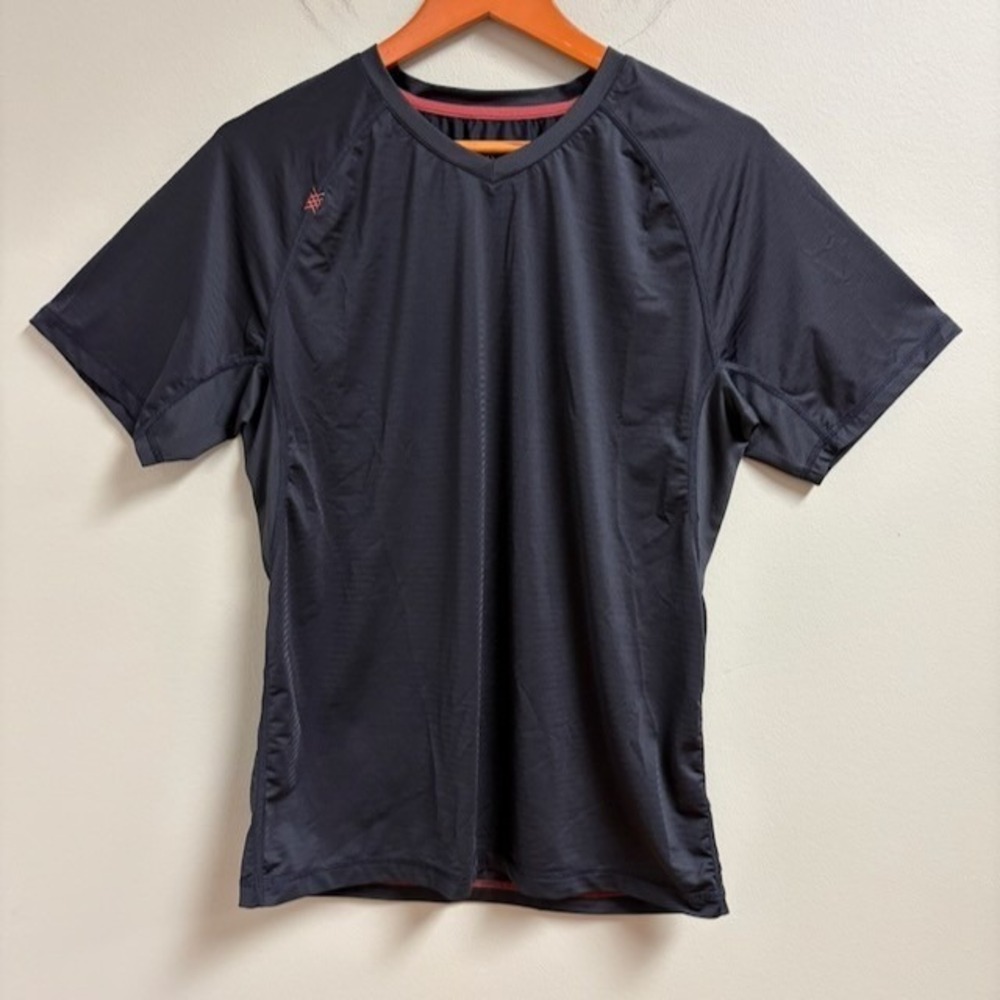 Rhone‎ Mens Athletic Shirt Size M Performance Workout Gym Running Activewear